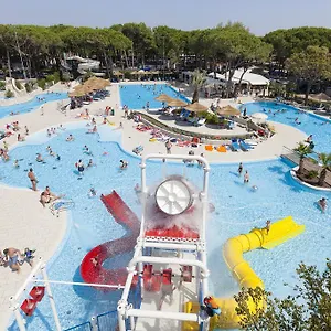 5* Üdülőközpont Ca' Pasquali Village